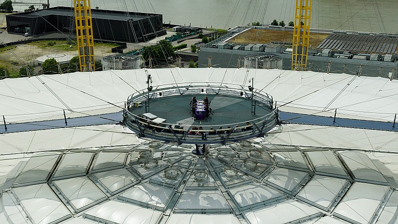School children play chess on the roof of London’s O2 Arena